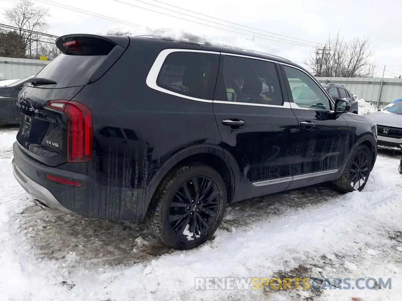 3 Photograph of a damaged car 5XYP5DHC0LG053351 KIA TELLURIDE 2020