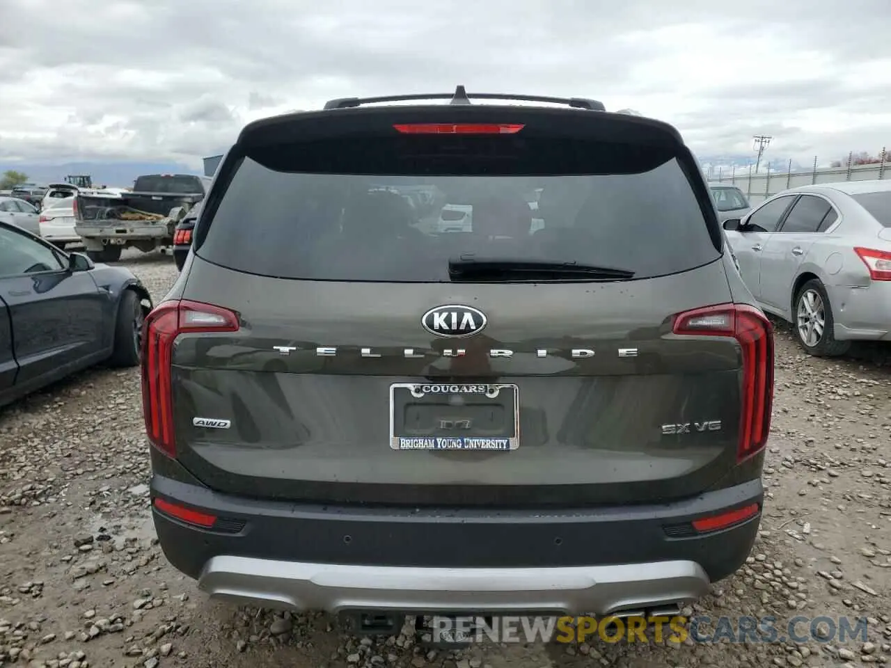 6 Photograph of a damaged car 5XYP5DHC2LG045185 KIA TELLURIDE 2020