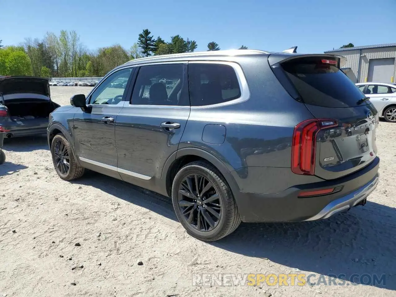 3 Photograph of a damaged car 5XYP5DHC2LG075139 KIA TELLURIDE 2020