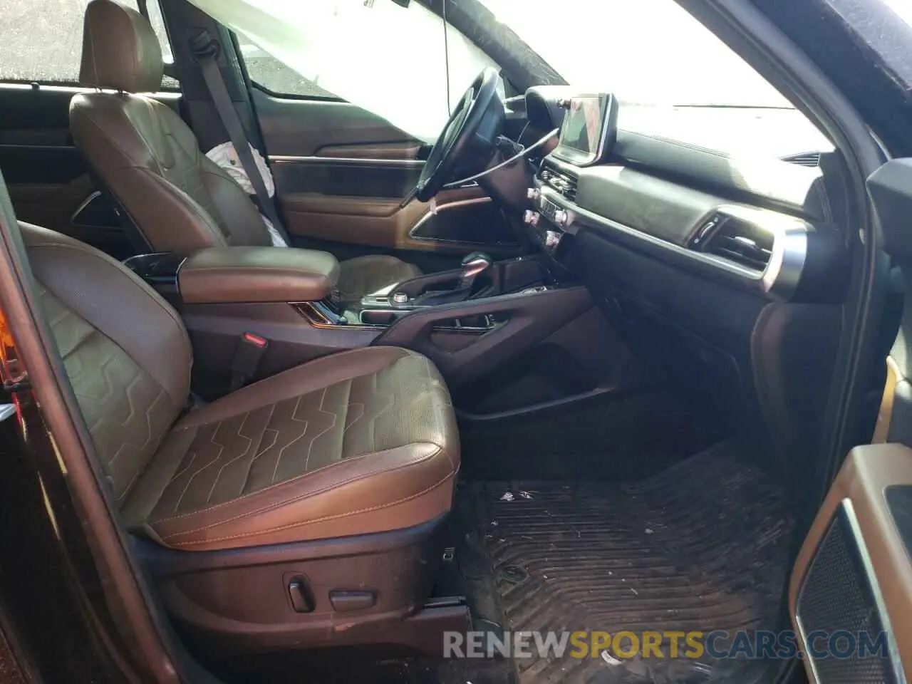 7 Photograph of a damaged car 5XYP5DHC3LG022529 KIA TELLURIDE 2020