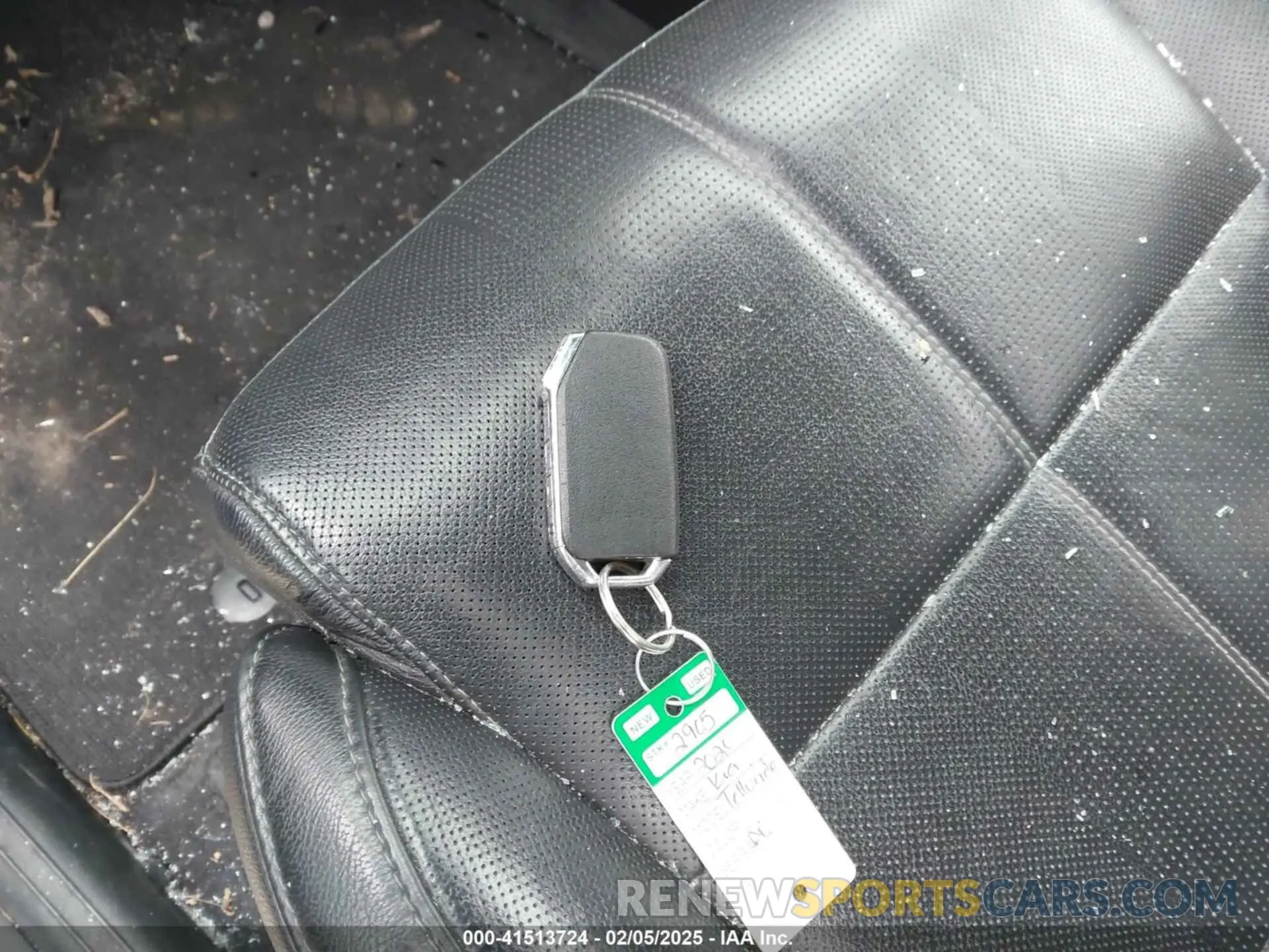 11 Photograph of a damaged car 5XYP5DHC3LG050475 KIA TELLURIDE 2020