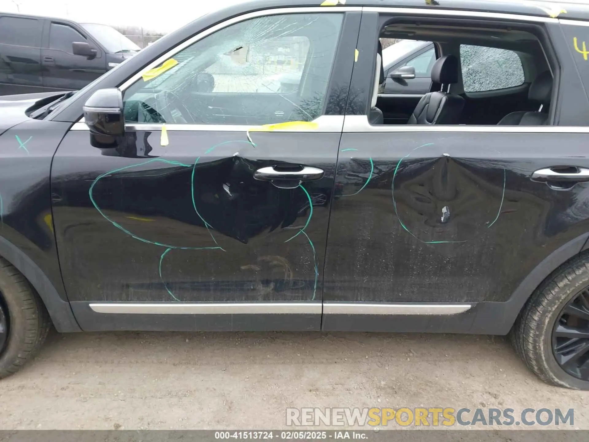 6 Photograph of a damaged car 5XYP5DHC3LG050475 KIA TELLURIDE 2020