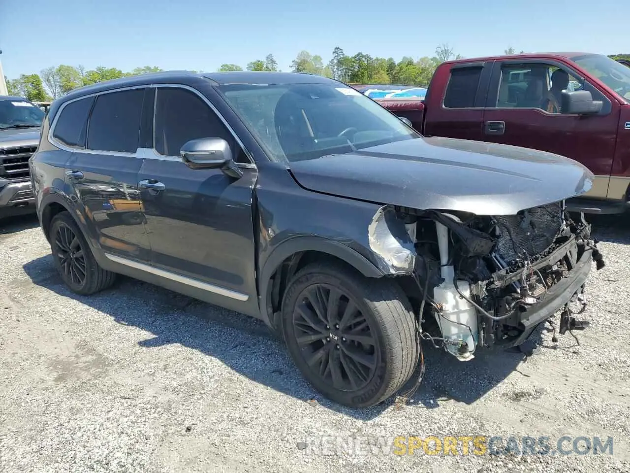 4 Photograph of a damaged car 5XYP5DHC4LG052302 KIA TELLURIDE 2020