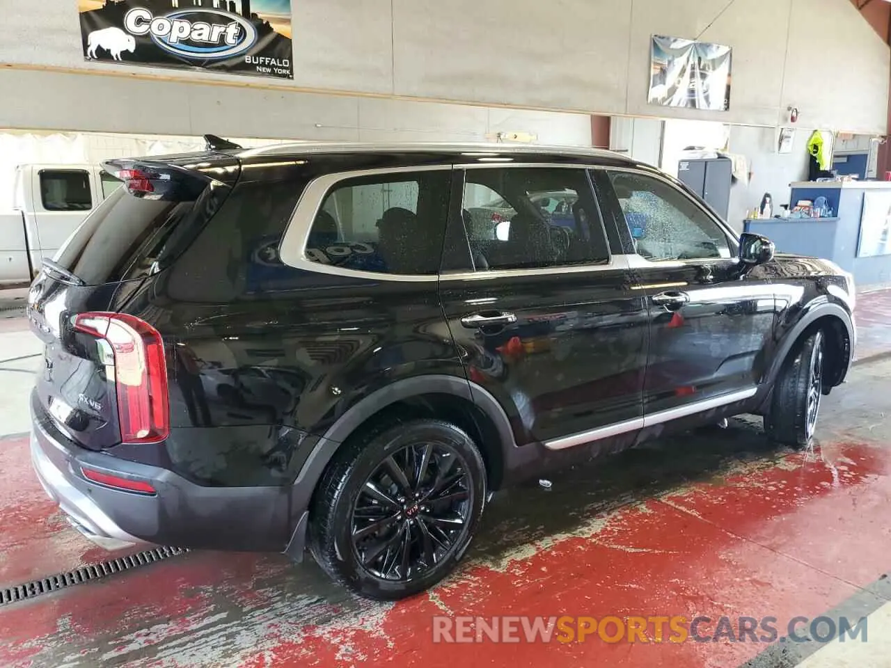 3 Photograph of a damaged car 5XYP5DHC4LG088538 KIA TELLURIDE 2020