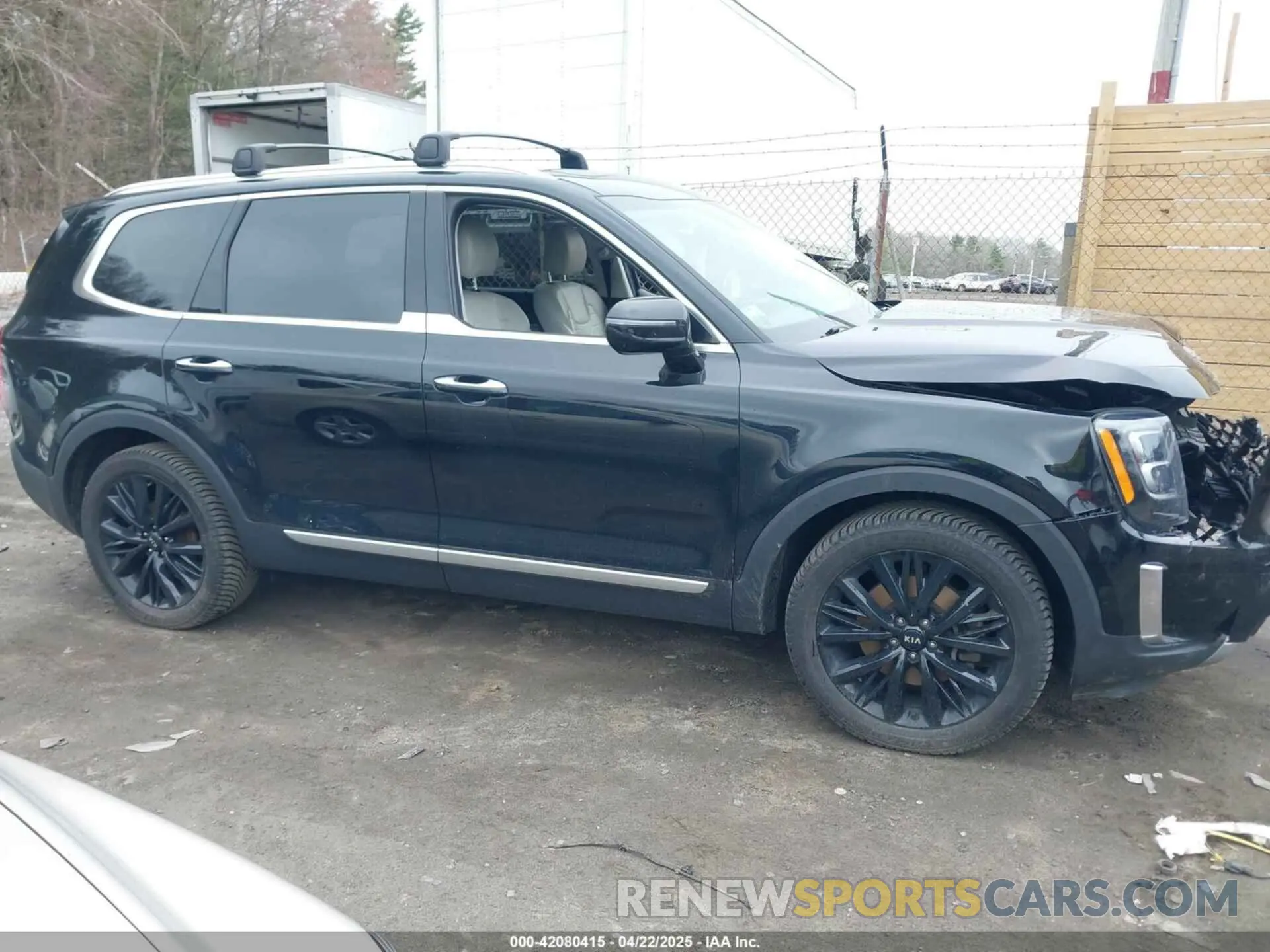 13 Photograph of a damaged car 5XYP5DHC5LG079332 KIA TELLURIDE 2020