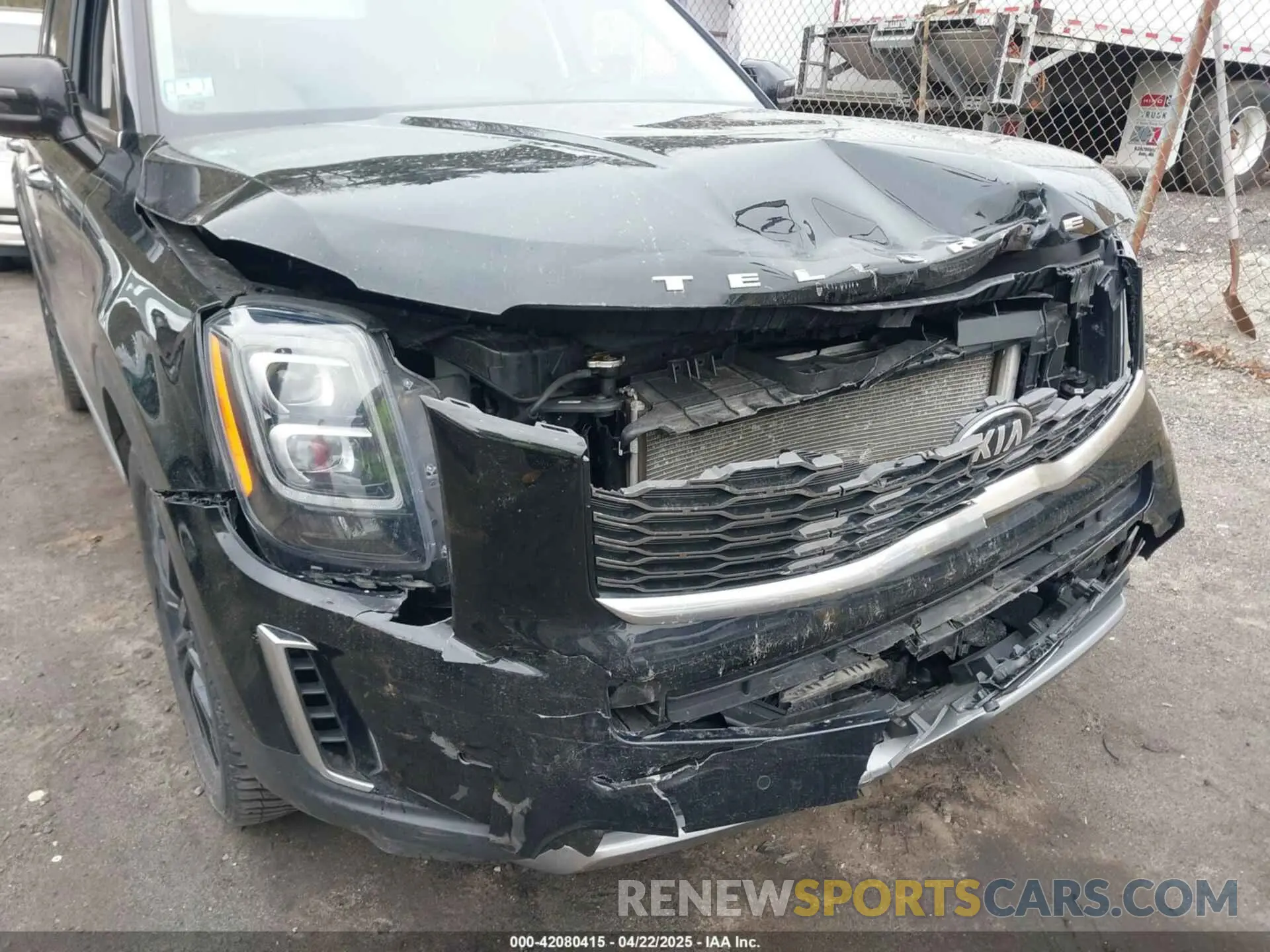 6 Photograph of a damaged car 5XYP5DHC5LG079332 KIA TELLURIDE 2020