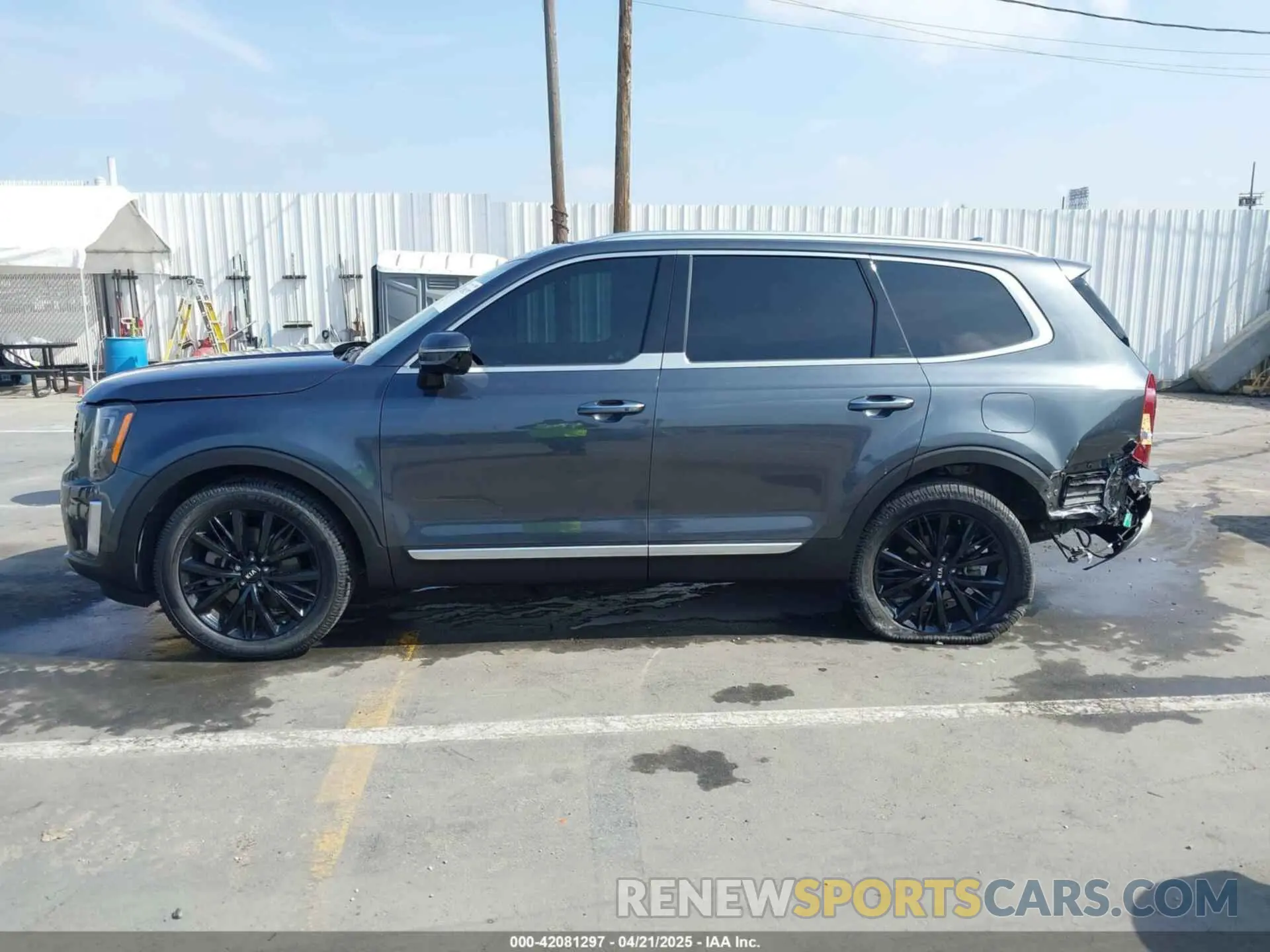 14 Photograph of a damaged car 5XYP5DHC6LG053984 KIA TELLURIDE 2020