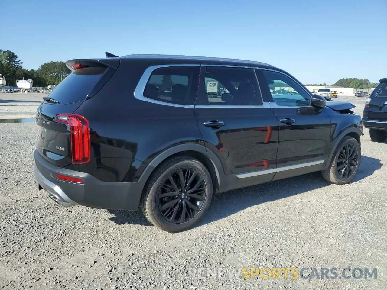 3 Photograph of a damaged car 5XYP5DHC8LG064338 KIA TELLURIDE 2020