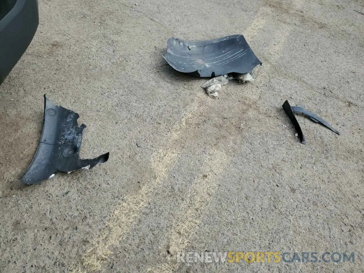 15 Photograph of a damaged car 5XYP5DHC8LG067742 KIA TELLURIDE 2020