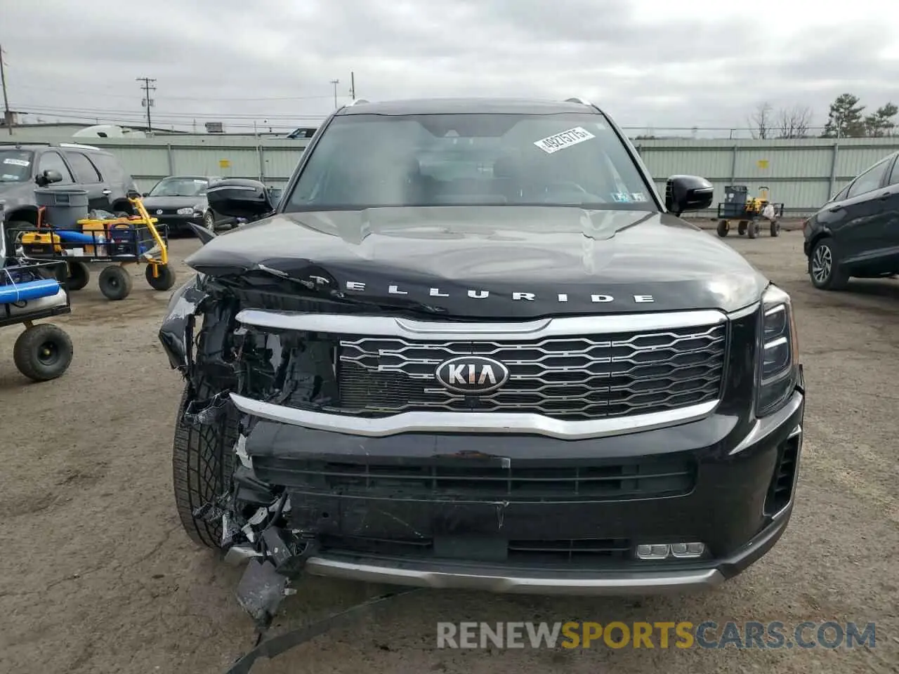 5 Photograph of a damaged car 5XYP5DHC8LG067742 KIA TELLURIDE 2020