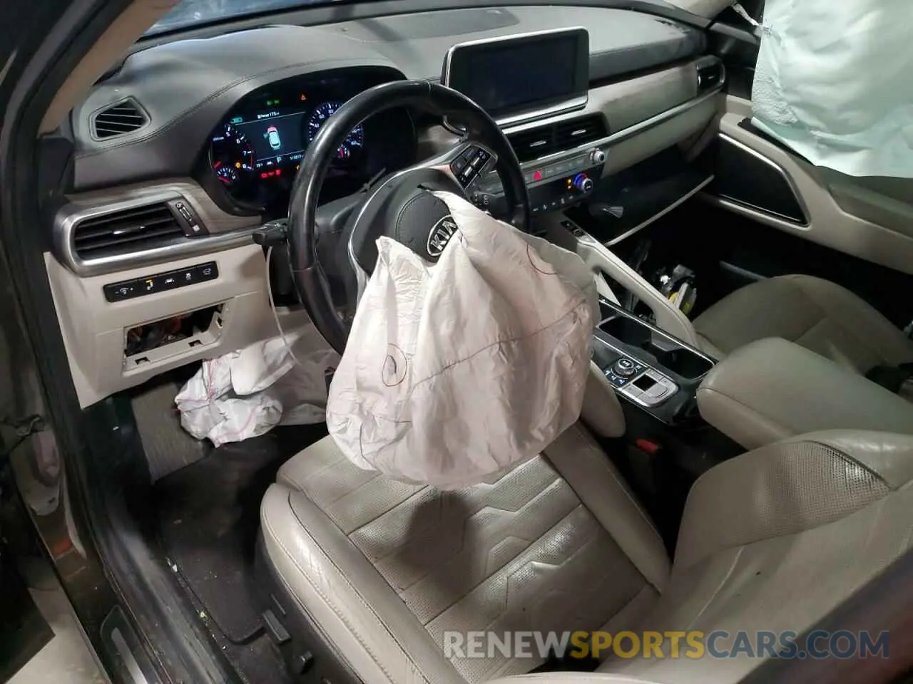 8 Photograph of a damaged car 5XYP5DHC9LG003418 KIA TELLURIDE 2020