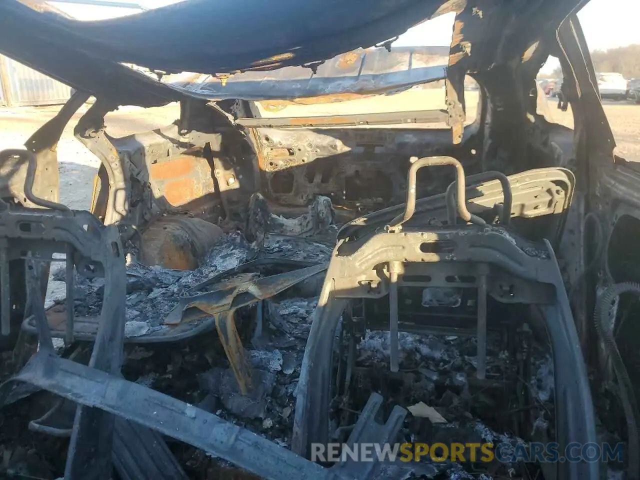 10 Photograph of a damaged car 5XYP5DHCXLG079150 KIA TELLURIDE 2020