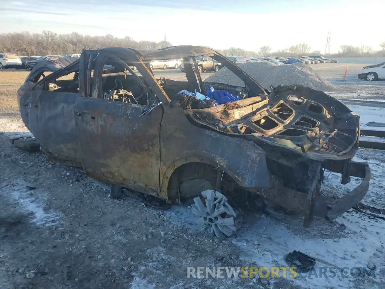 4 Photograph of a damaged car 5XYP5DHCXLG079150 KIA TELLURIDE 2020