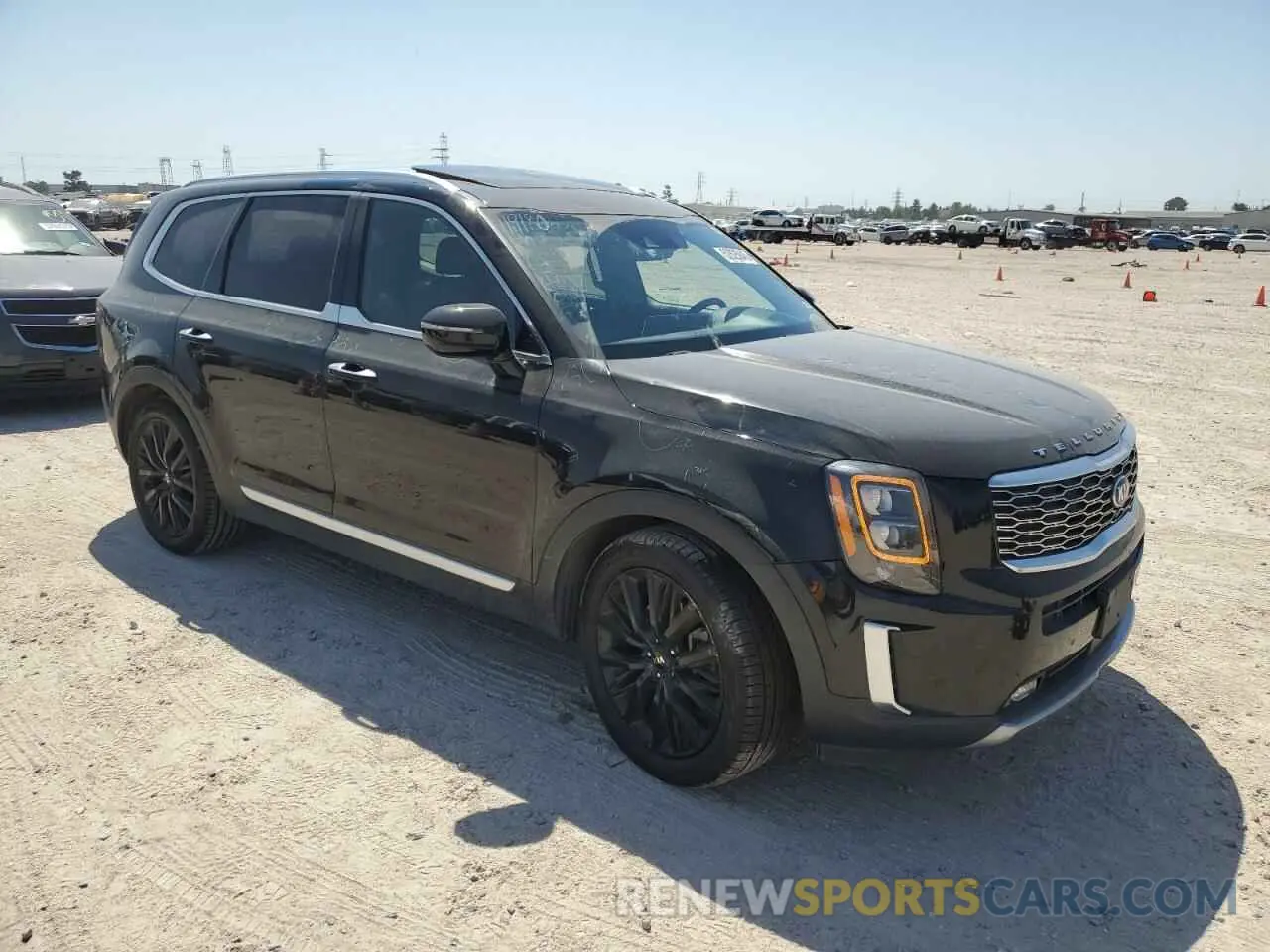 4 Photograph of a damaged car 5XYP5DHCXLG081206 KIA TELLURIDE 2020