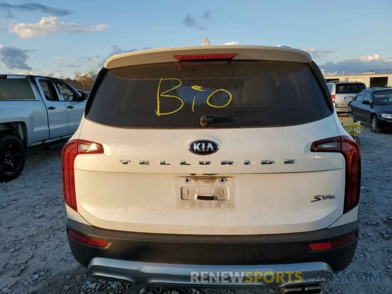 6 Photograph of a damaged car 5XYP64HC0LG005880 KIA TELLURIDE 2020