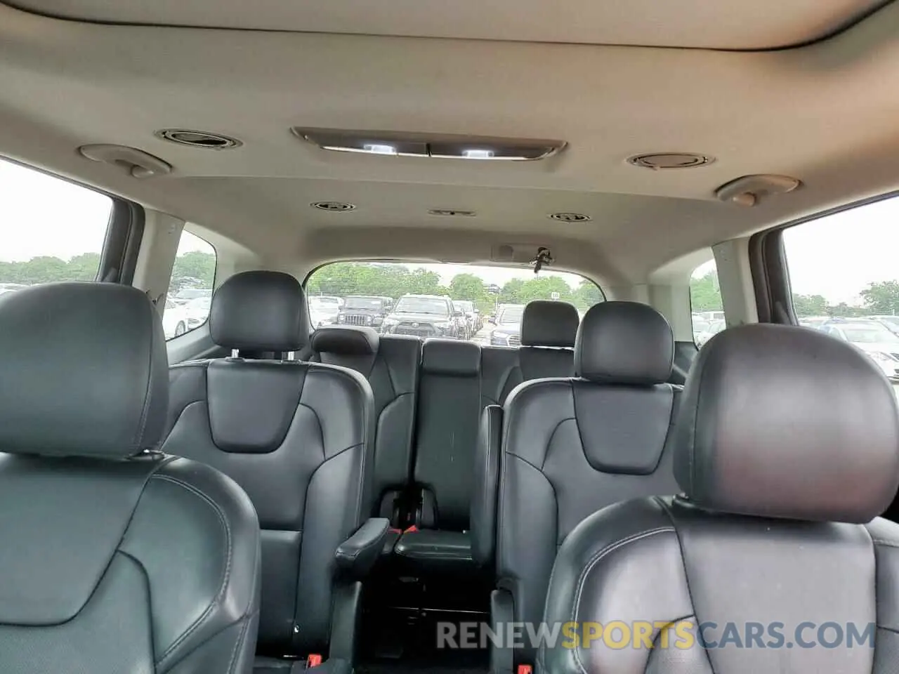 10 Photograph of a damaged car 5XYP64HC0LG057218 KIA TELLURIDE 2020