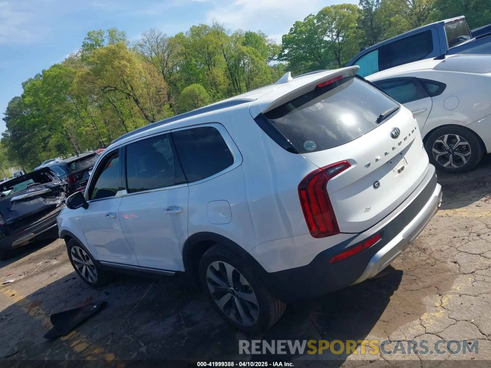 14 Photograph of a damaged car 5XYP64HC2LG083819 KIA TELLURIDE 2020