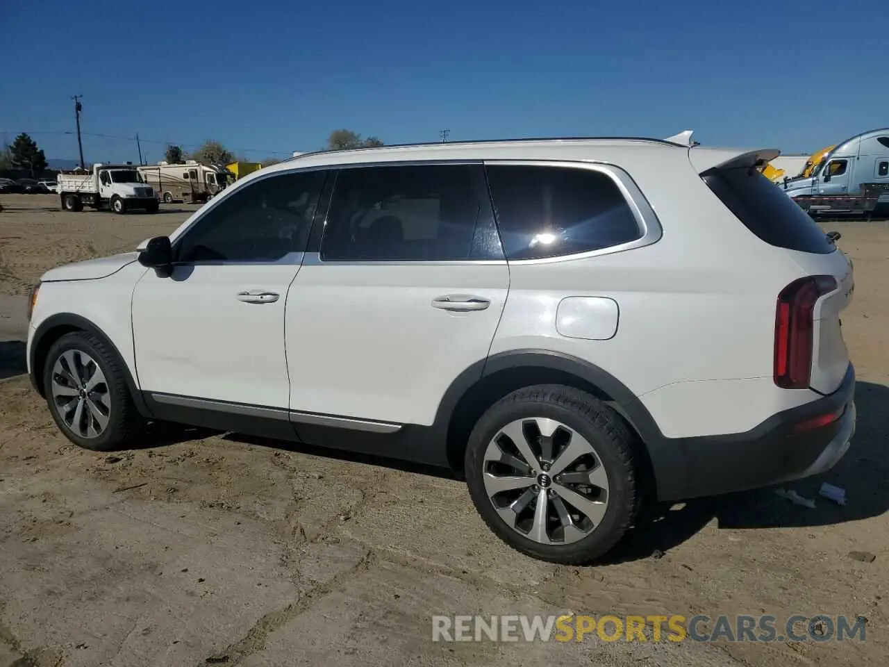 2 Photograph of a damaged car 5XYP64HC3LG096661 KIA TELLURIDE 2020