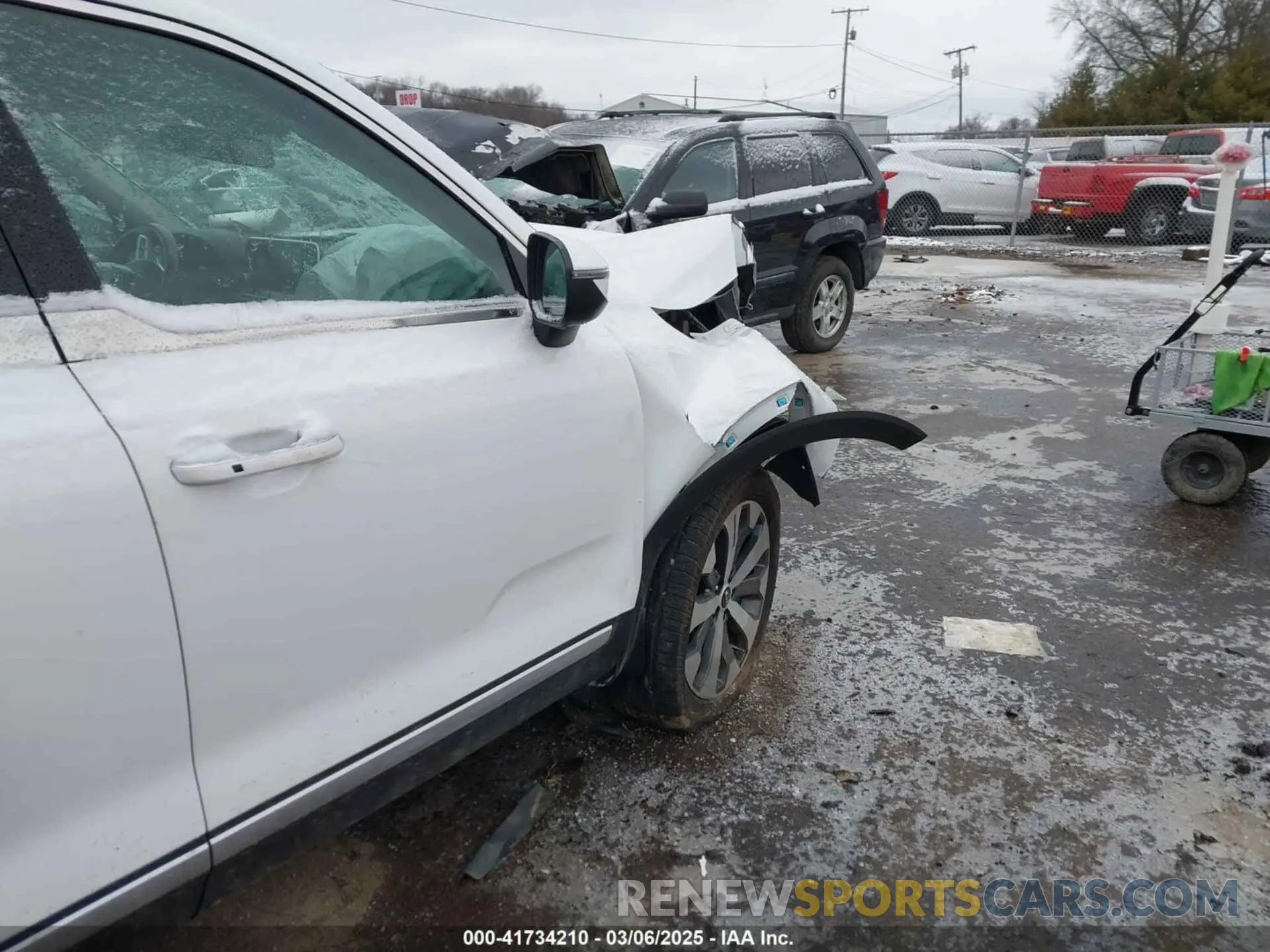 6 Photograph of a damaged car 5XYP64HC4LG036632 KIA TELLURIDE 2020