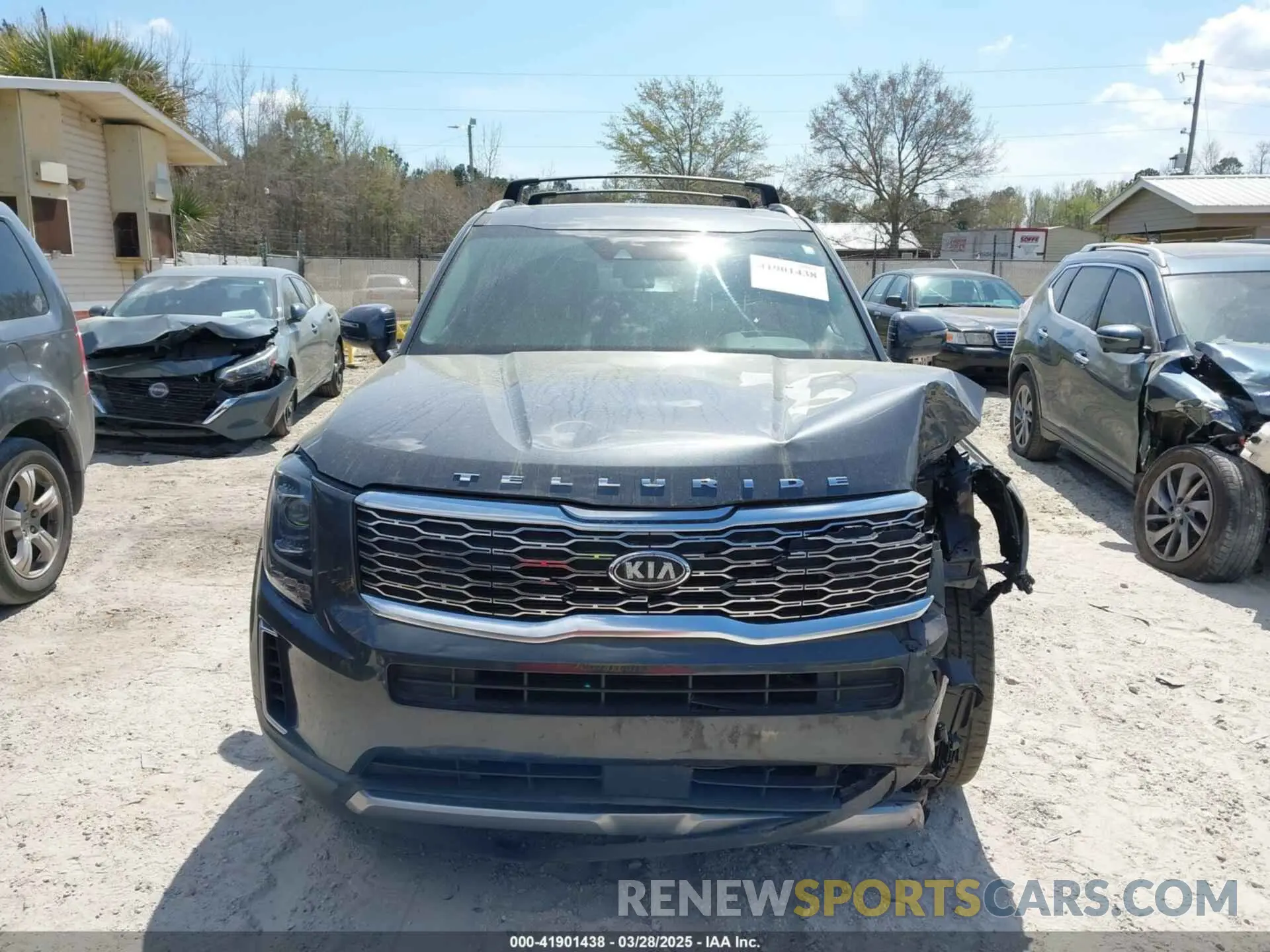 11 Photograph of a damaged car 5XYP64HC4LG048473 KIA TELLURIDE 2020