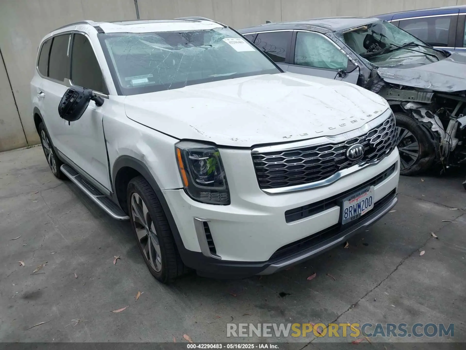 1 Photograph of a damaged car 5XYP64HC4LG096667 KIA TELLURIDE 2020