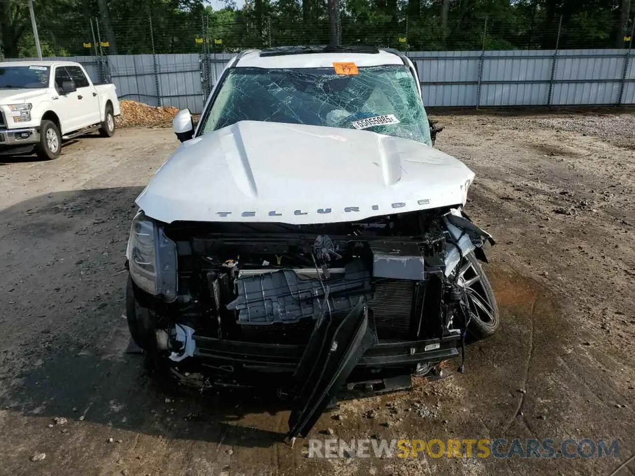 5 Photograph of a damaged car 5XYP64HC5LG003526 KIA TELLURIDE 2020