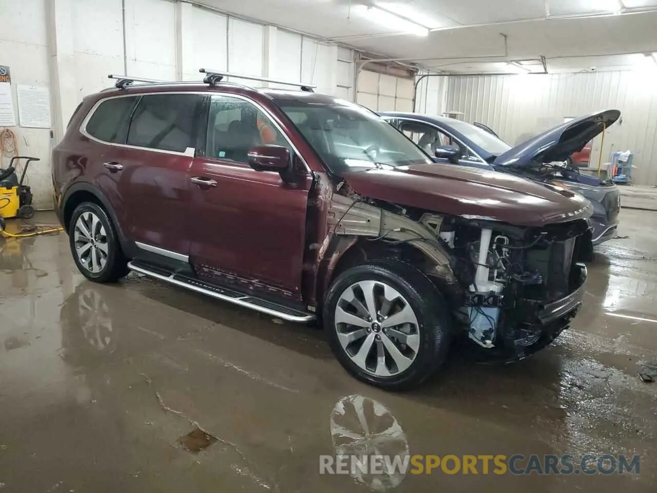 4 Photograph of a damaged car 5XYP64HC5LG073222 KIA TELLURIDE 2020