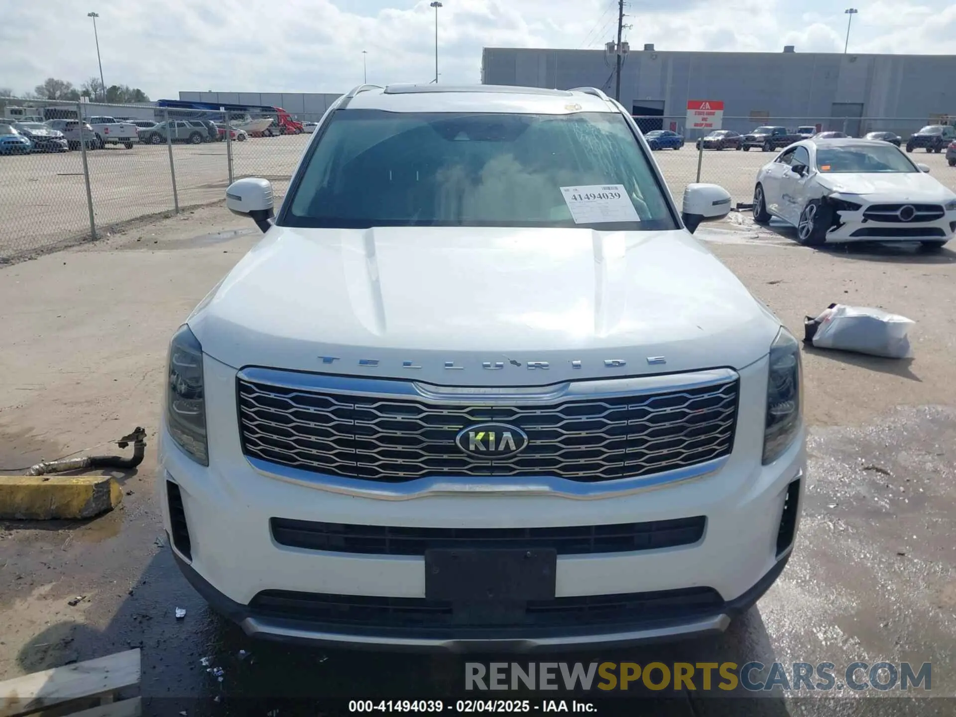 12 Photograph of a damaged car 5XYP64HC7LG063534 KIA TELLURIDE 2020