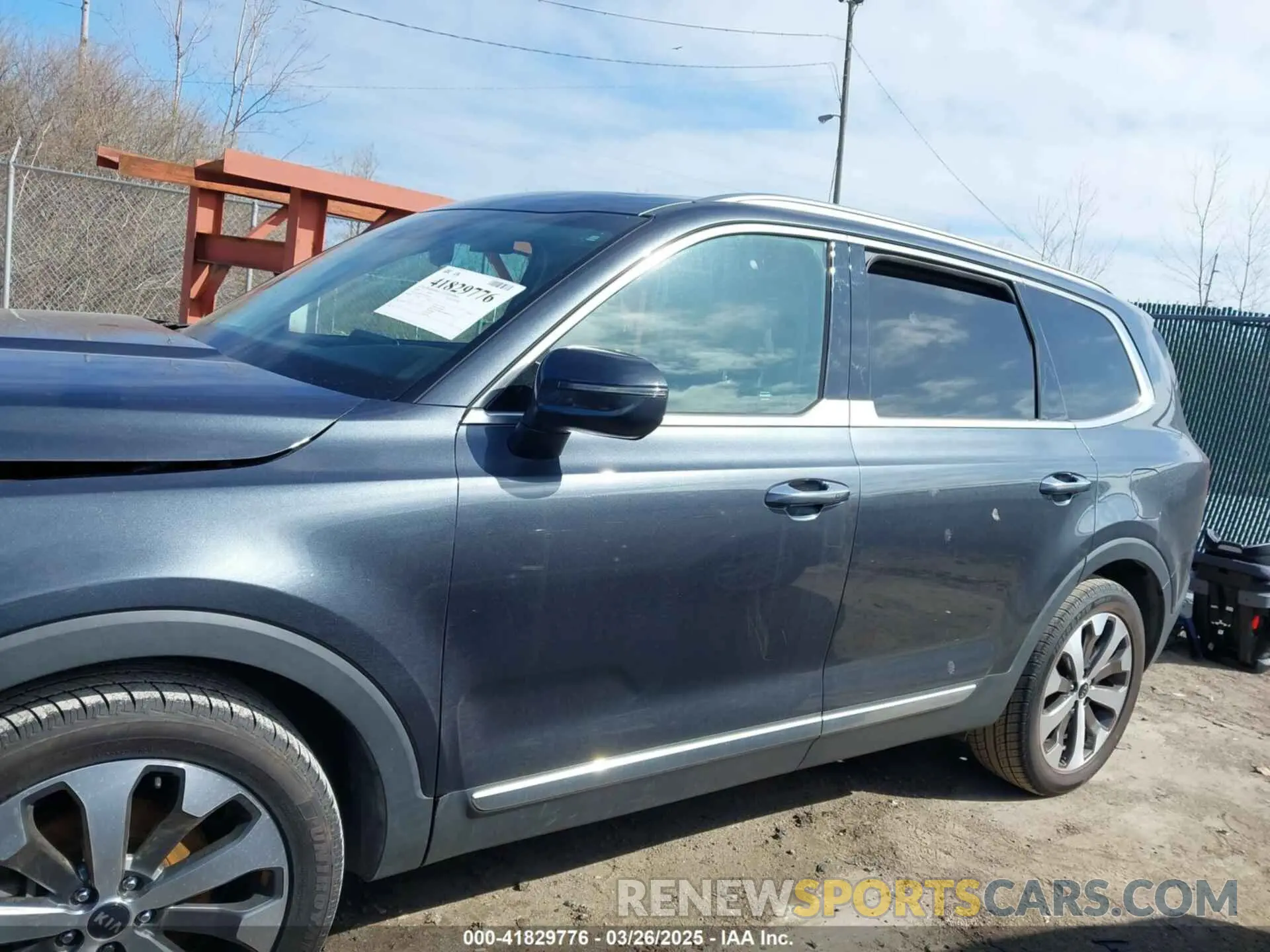 15 Photograph of a damaged car 5XYP64HC9LG006929 KIA TELLURIDE 2020