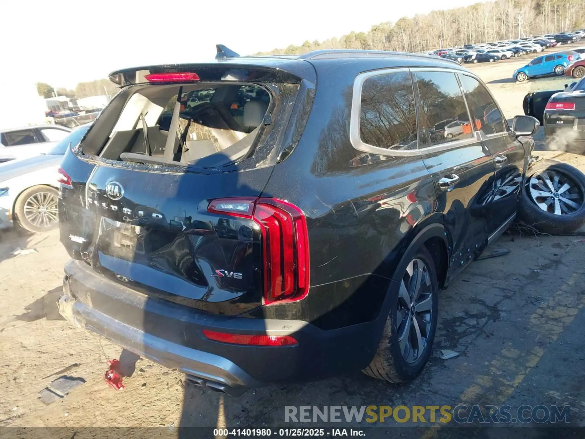 4 Photograph of a damaged car 5XYP64HC9LG012245 KIA TELLURIDE 2020