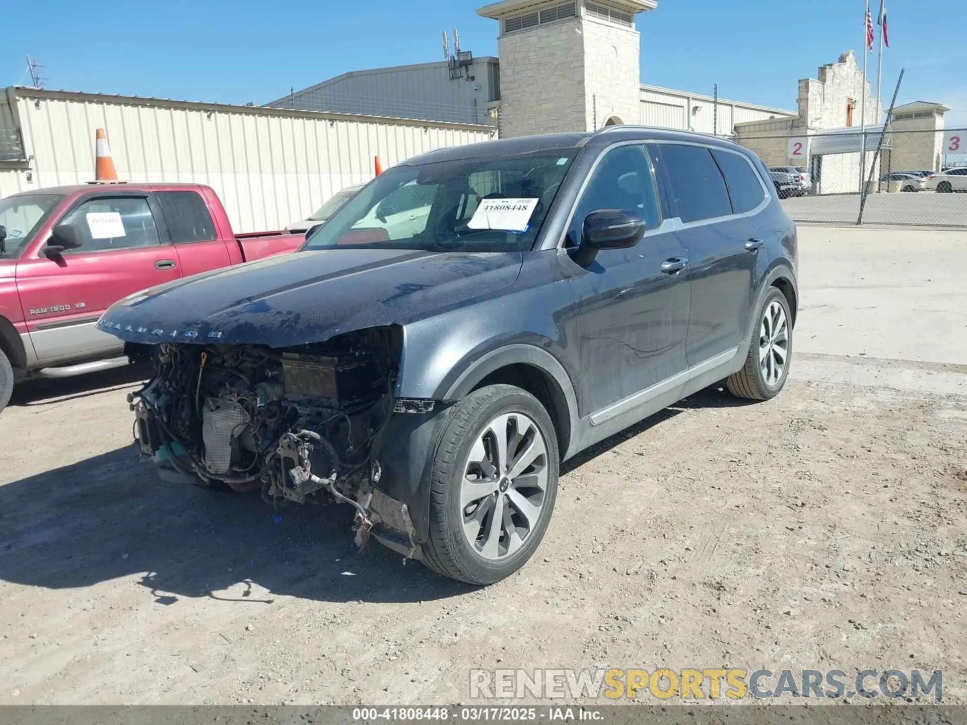 2 Photograph of a damaged car 5XYP64HCXLG008043 KIA TELLURIDE 2020