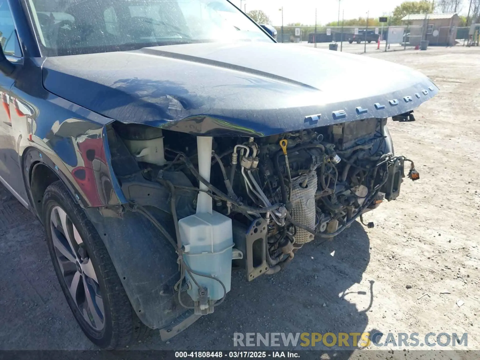 6 Photograph of a damaged car 5XYP64HCXLG008043 KIA TELLURIDE 2020