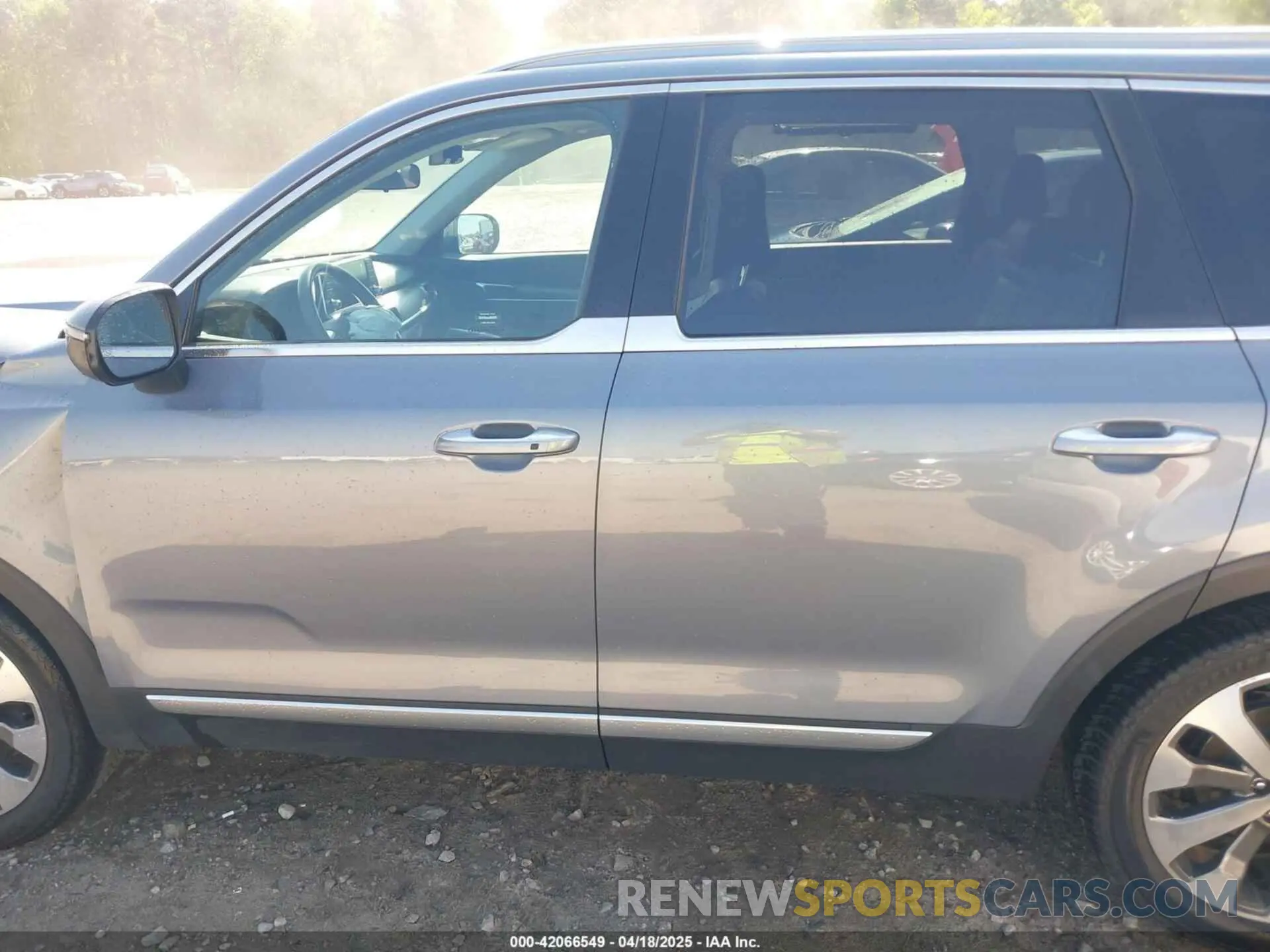 14 Photograph of a damaged car 5XYP64HCXLG010312 KIA TELLURIDE 2020