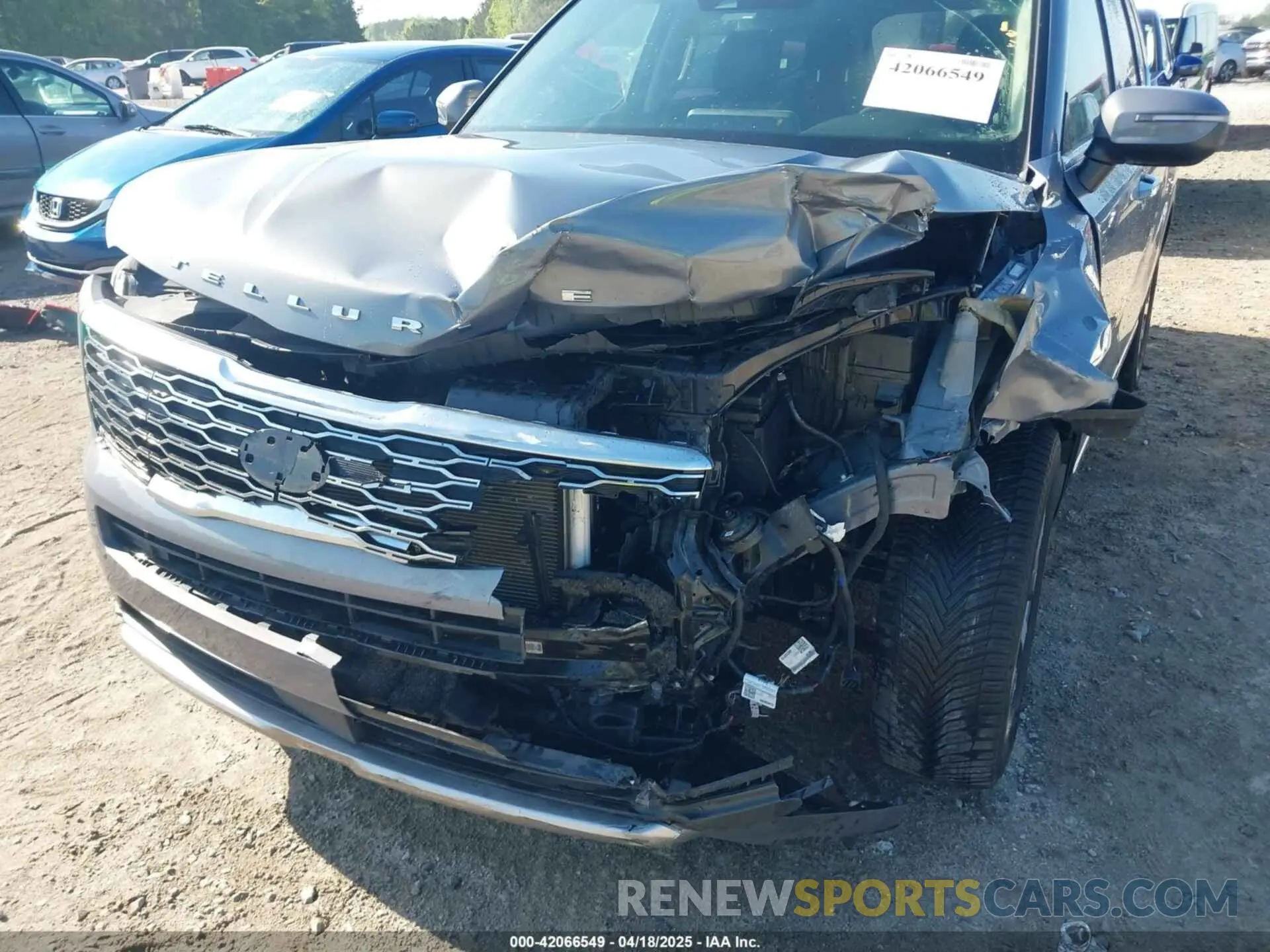 6 Photograph of a damaged car 5XYP64HCXLG010312 KIA TELLURIDE 2020