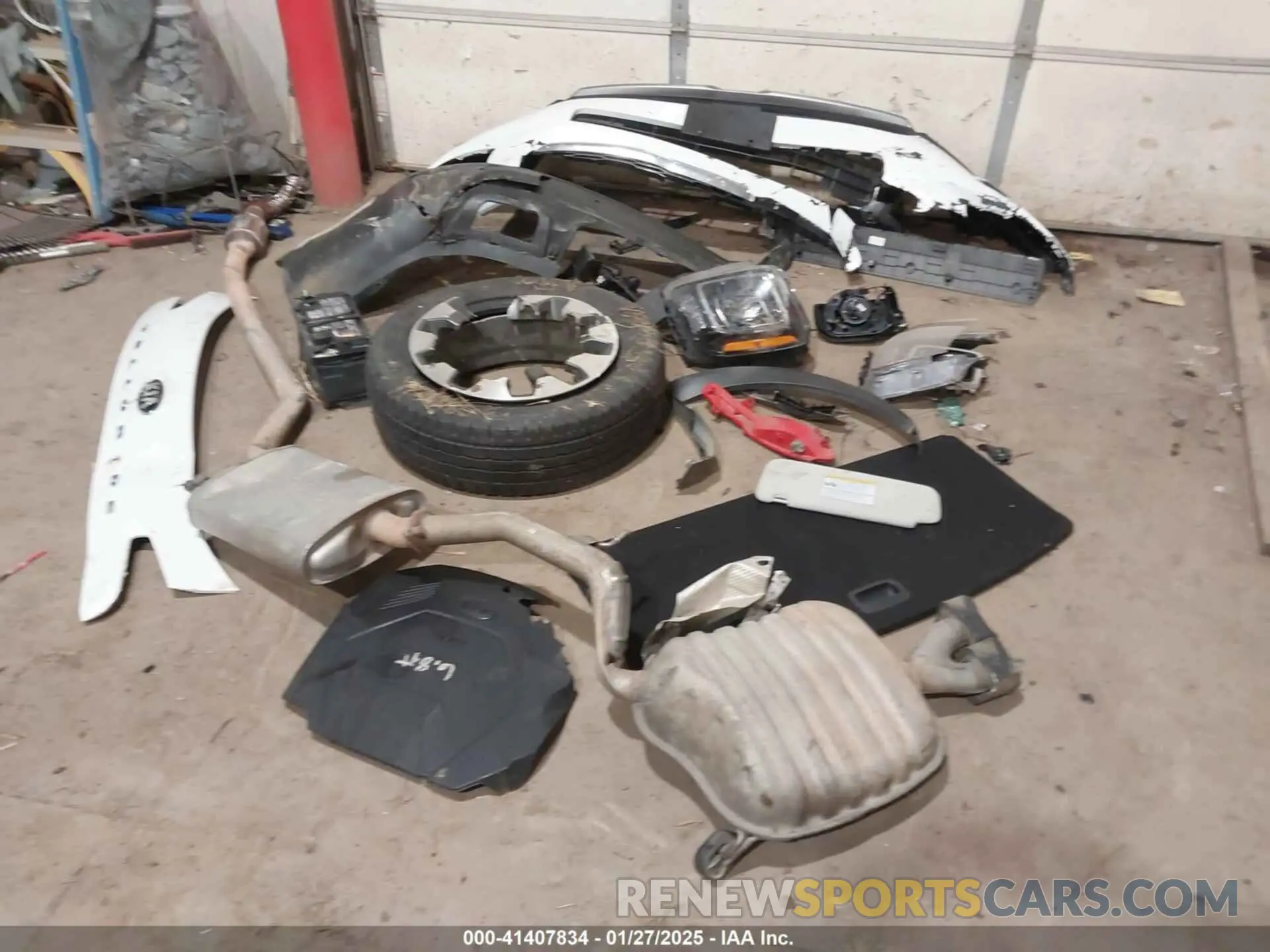 11 Photograph of a damaged car 5XYP64HCXLG028762 KIA TELLURIDE 2020