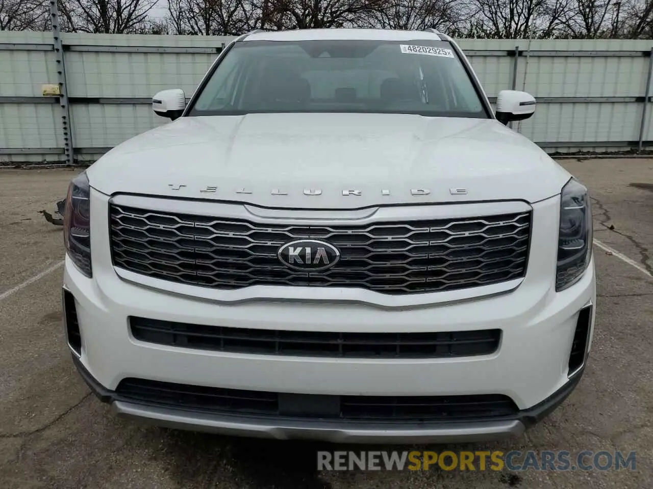 5 Photograph of a damaged car 5XYP6DHC0LG015809 KIA TELLURIDE 2020