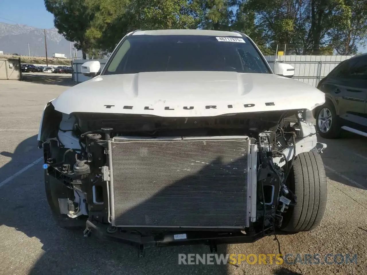 5 Photograph of a damaged car 5XYP6DHC2LG003788 KIA TELLURIDE 2020