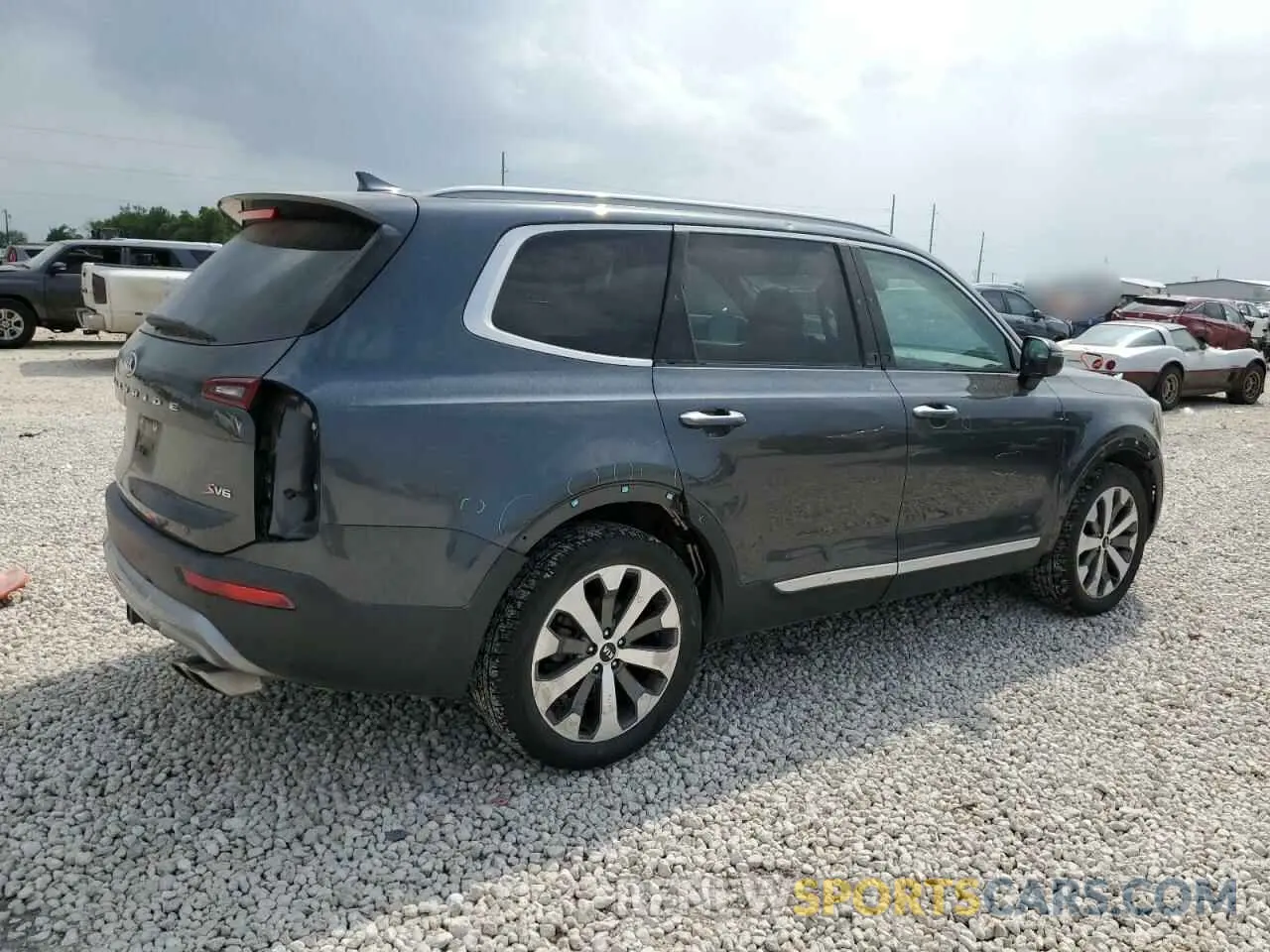 3 Photograph of a damaged car 5XYP6DHC2LG066678 KIA TELLURIDE 2020
