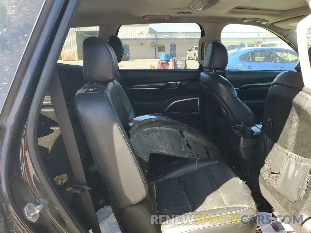 11 Photograph of a damaged car 5XYP6DHC3LG042633 KIA TELLURIDE 2020