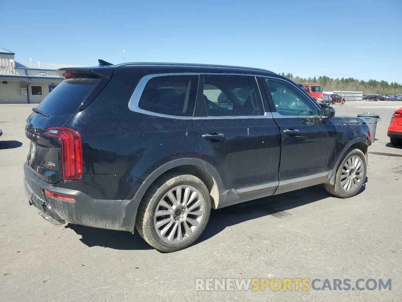 3 Photograph of a damaged car 5XYP6DHC3LG042633 KIA TELLURIDE 2020