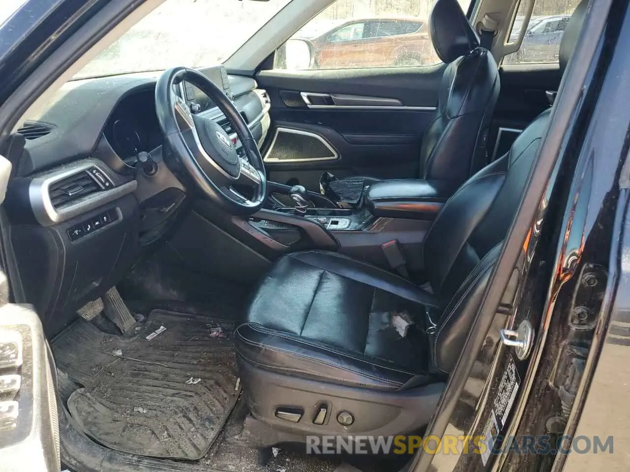 7 Photograph of a damaged car 5XYP6DHC3LG042633 KIA TELLURIDE 2020