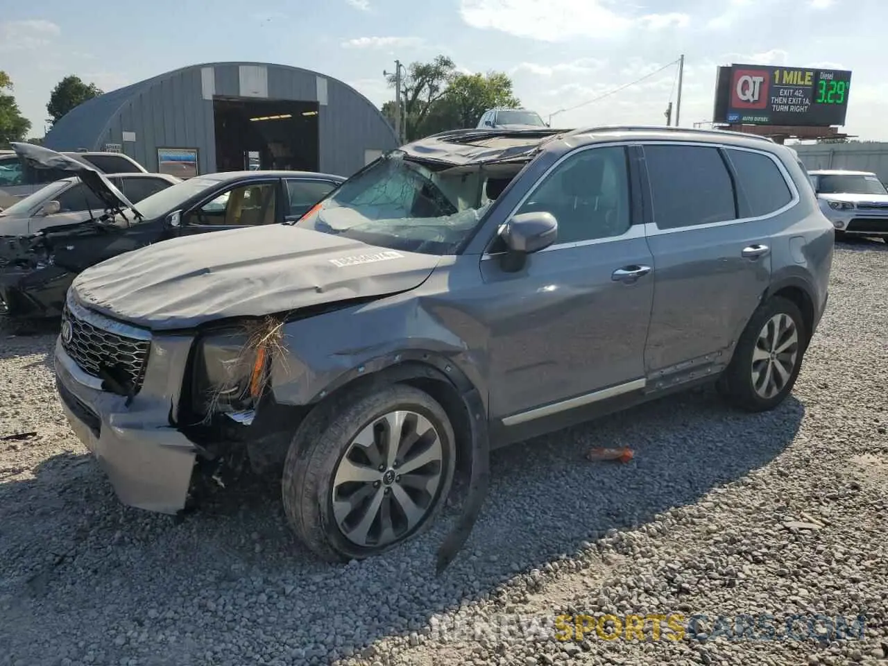 1 Photograph of a damaged car 5XYP6DHC5LG067095 KIA TELLURIDE 2020