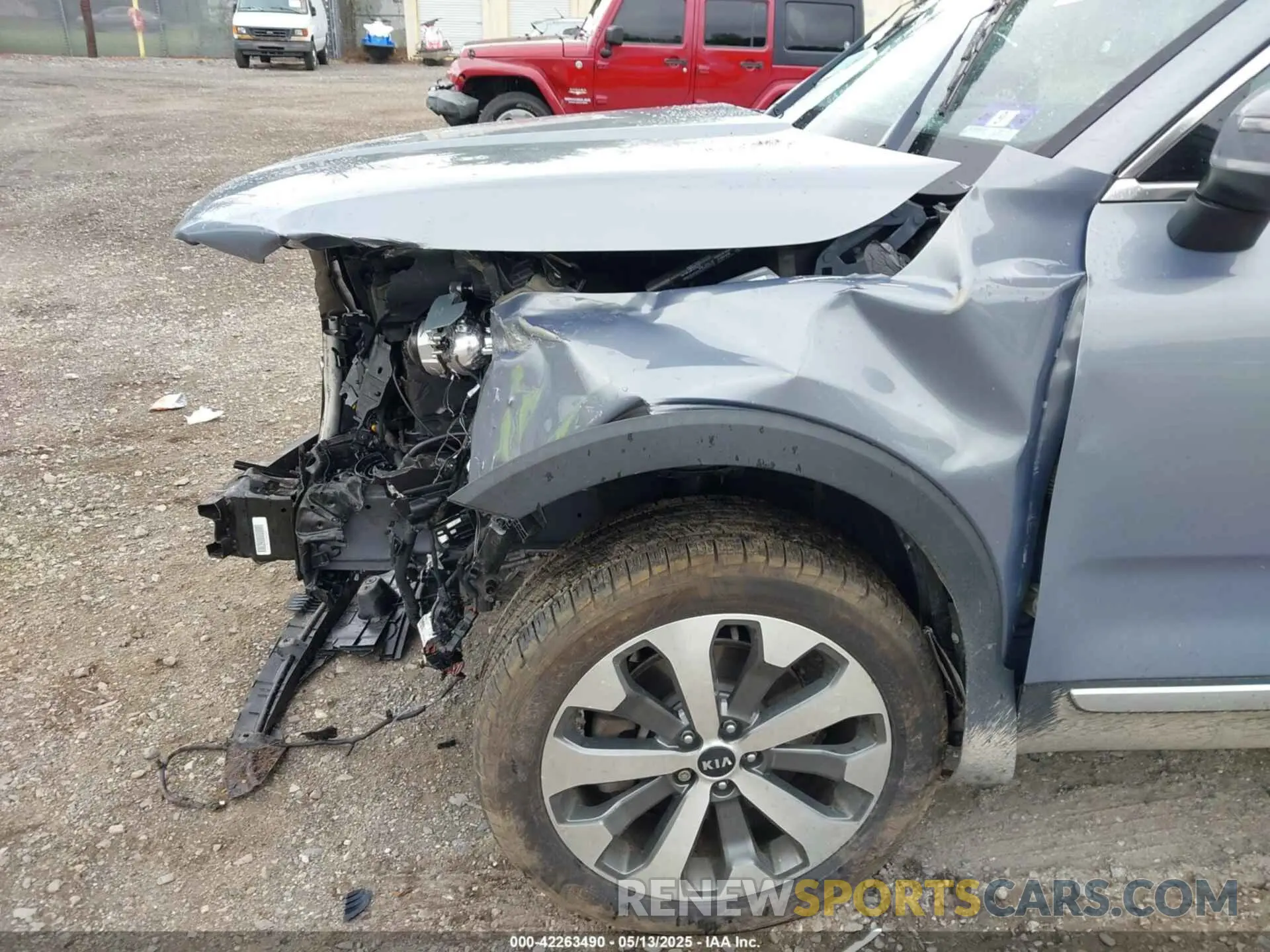 18 Photograph of a damaged car 5XYP6DHC9LG038912 KIA TELLURIDE 2020