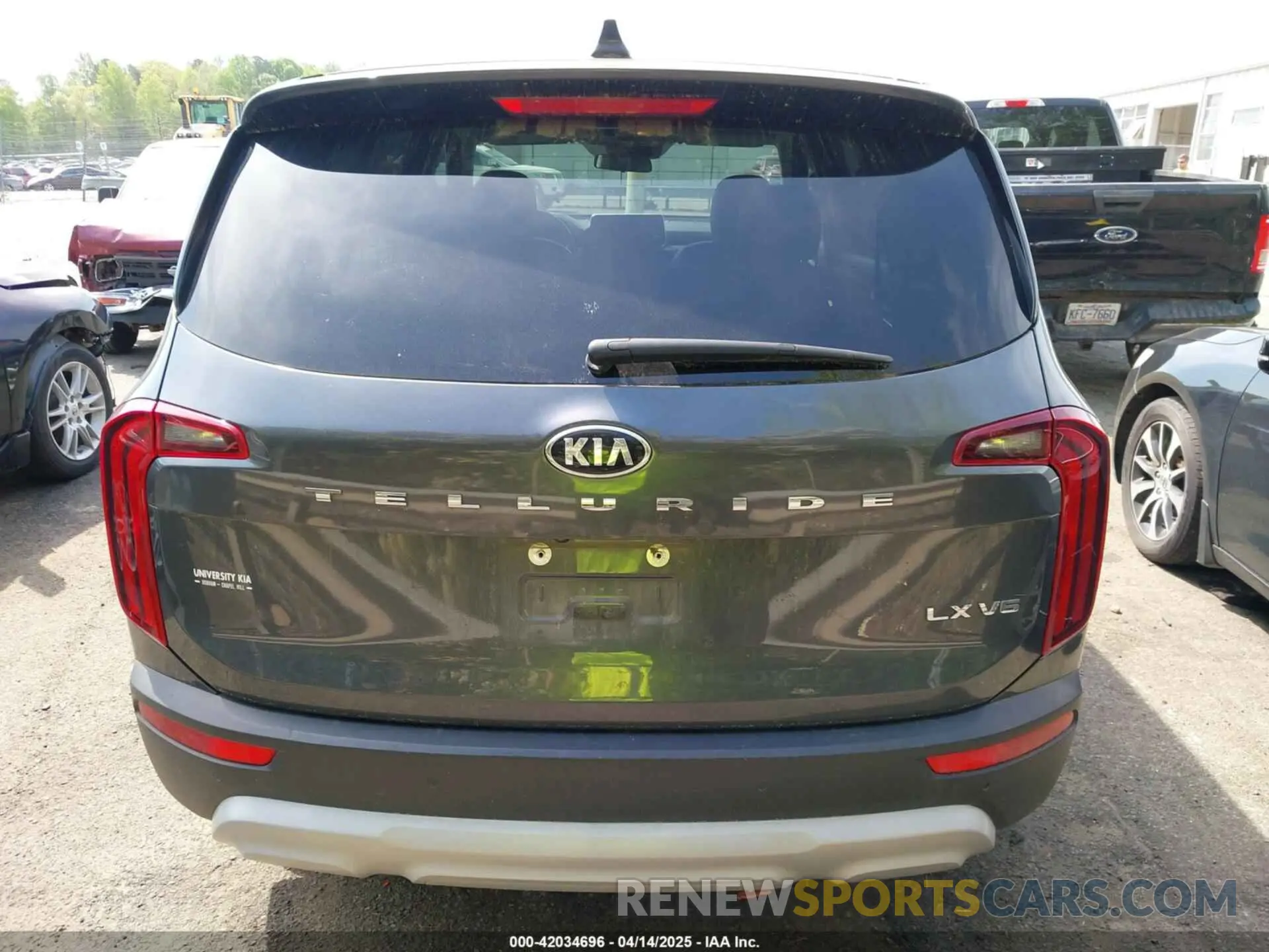 16 Photograph of a damaged car 5XYP24HC5MG165458 KIA TELLURIDE 2021
