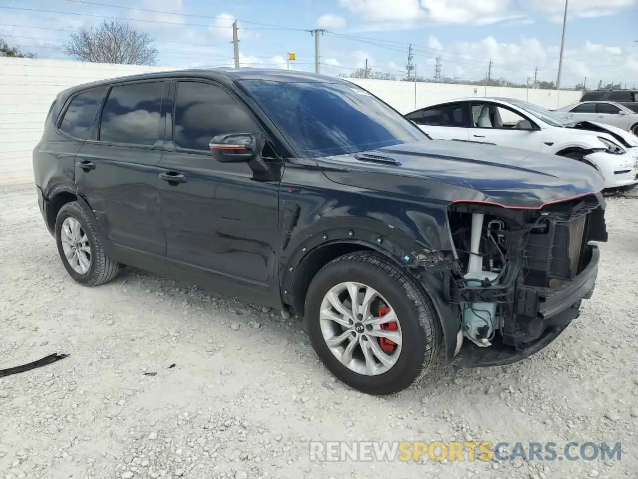 4 Photograph of a damaged car 5XYP24HC8MG121308 KIA TELLURIDE 2021
