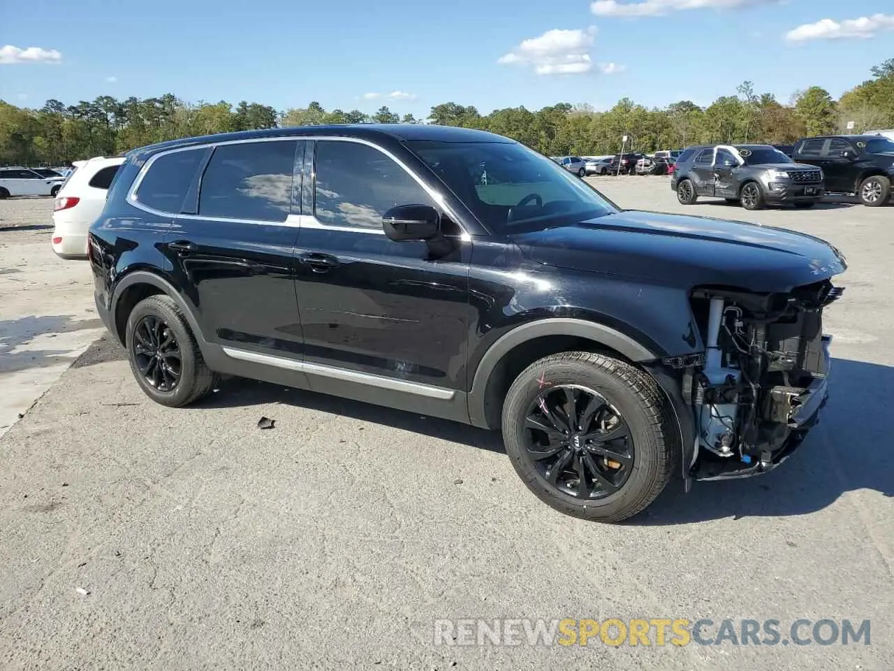 4 Photograph of a damaged car 5XYP24HC9MG102153 KIA TELLURIDE 2021