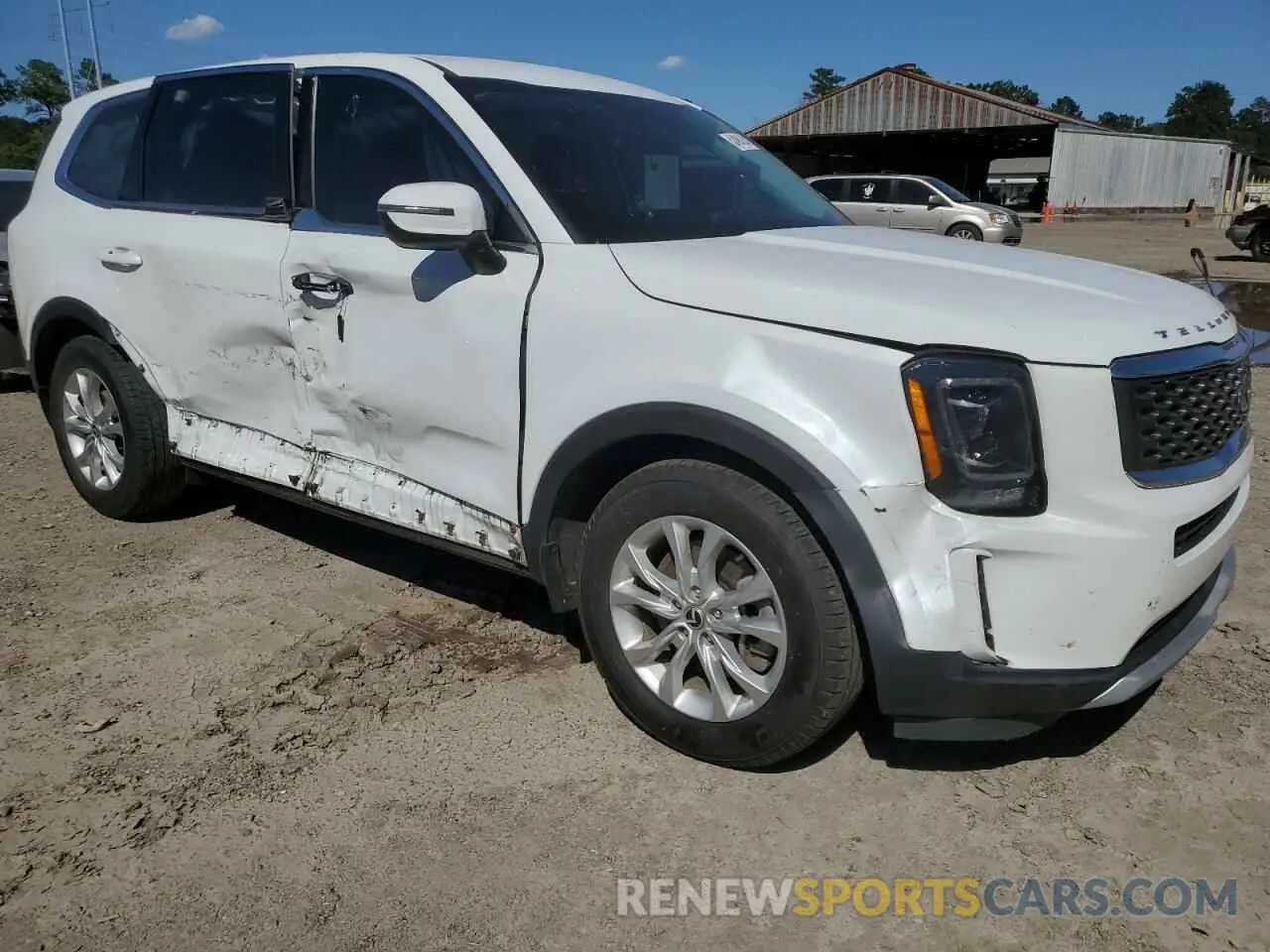 4 Photograph of a damaged car 5XYP2DHC0MG111937 KIA TELLURIDE 2021