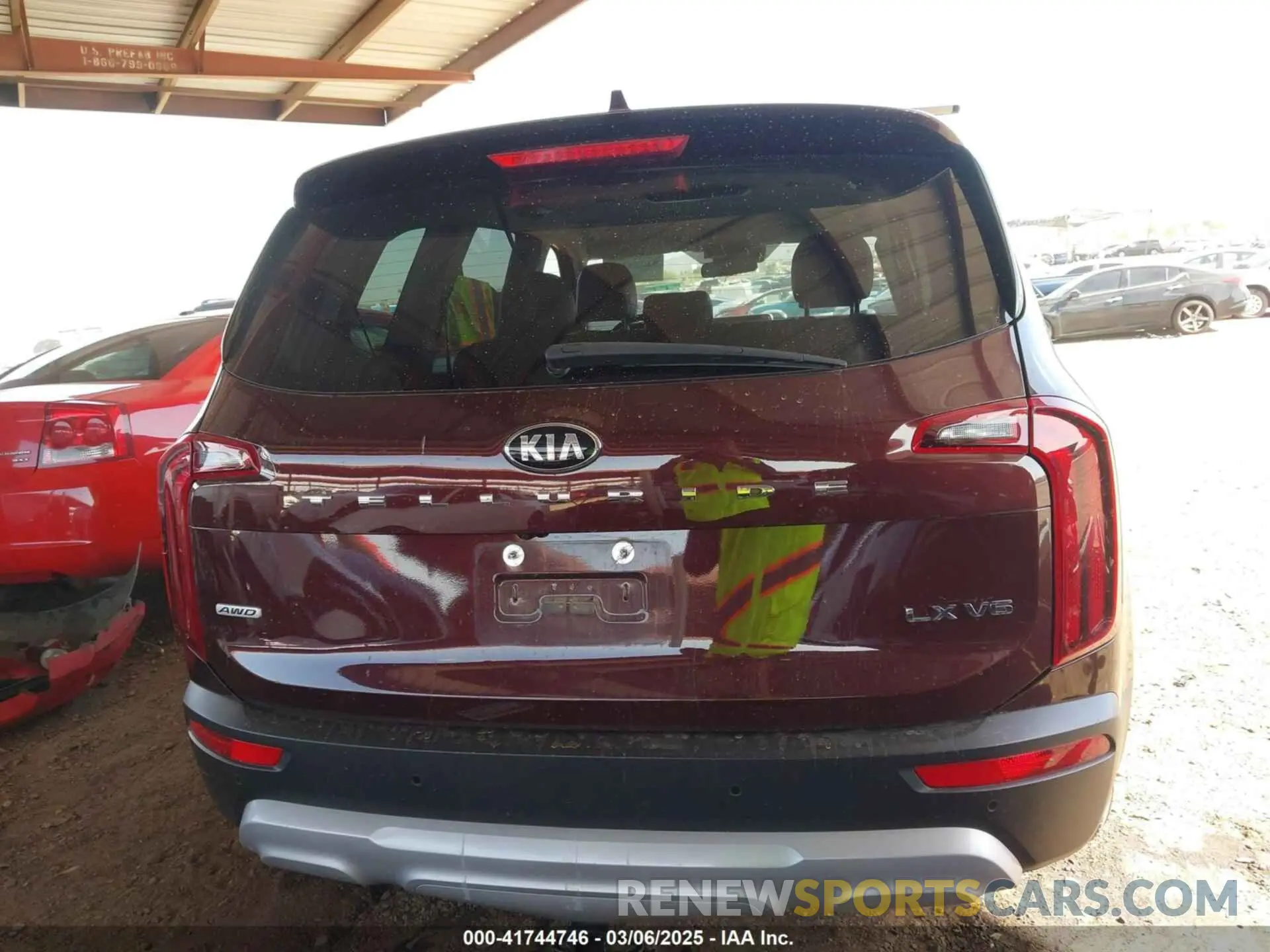 17 Photograph of a damaged car 5XYP2DHC0MG179462 KIA TELLURIDE 2021