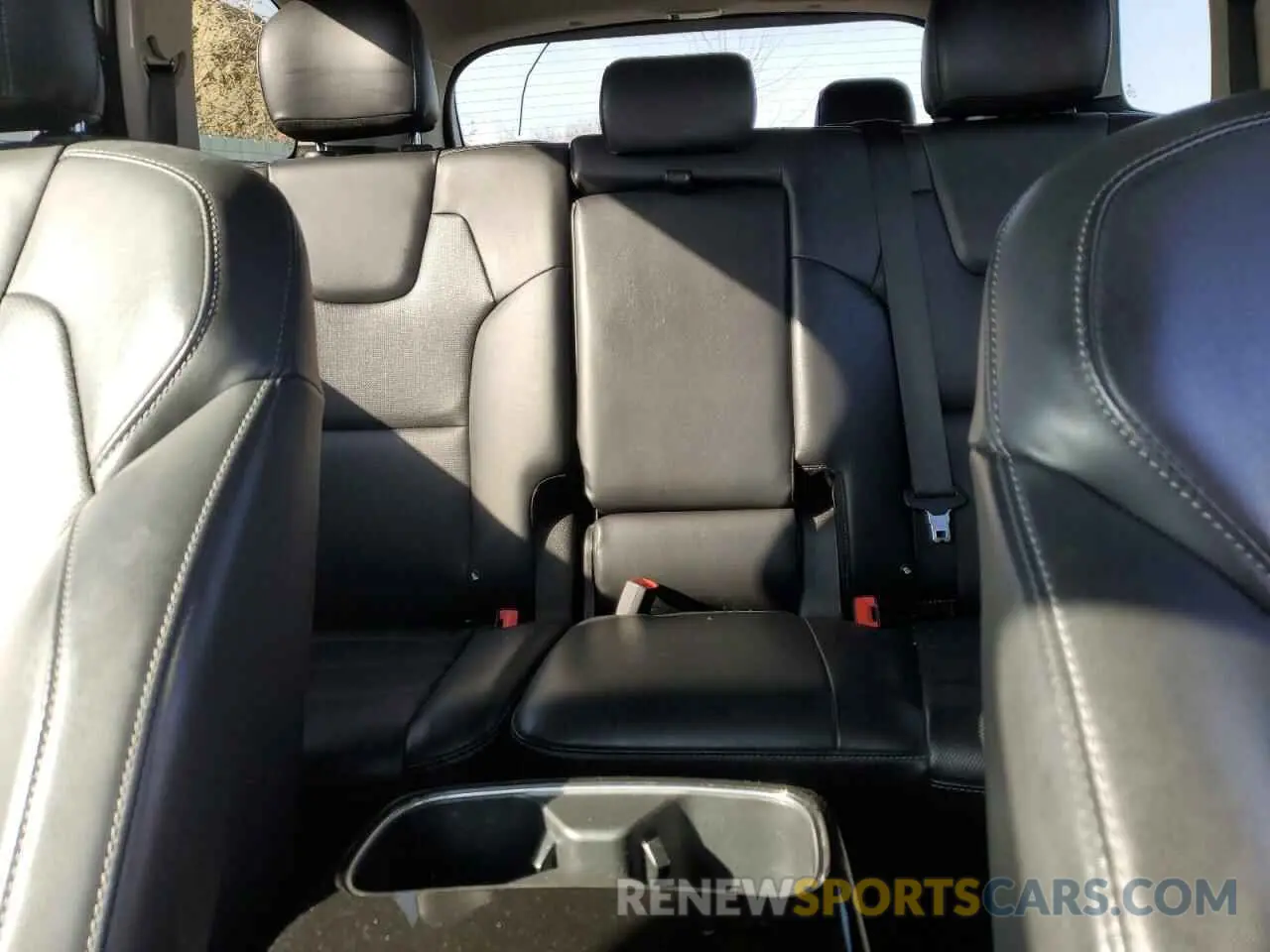 10 Photograph of a damaged car 5XYP2DHC2MG140873 KIA TELLURIDE 2021