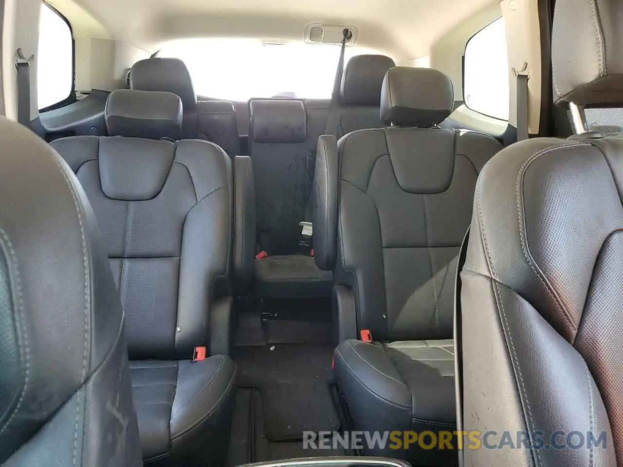 10 Photograph of a damaged car 5XYP34HC0MG148967 KIA TELLURIDE 2021